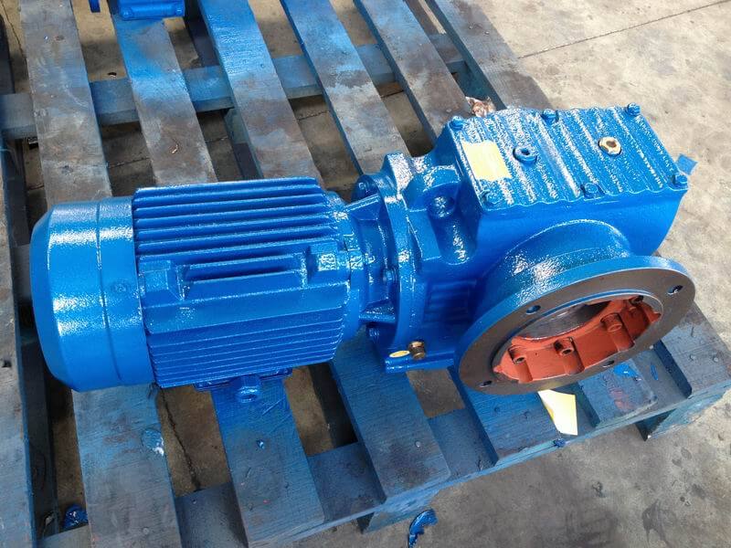 SAF57 worm helical geared motor