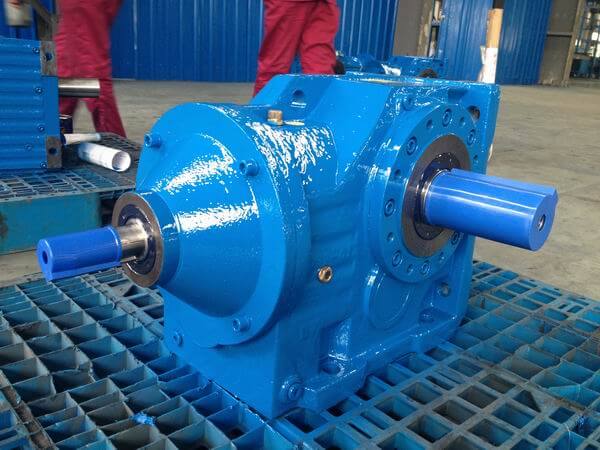 K97 solid shaft helical bevel gear reducer with input shaft AD4
