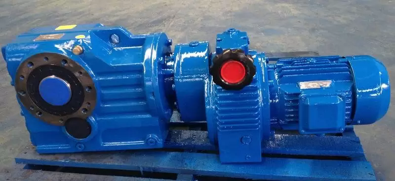 Helical Bevel Gearmotor with speed variator